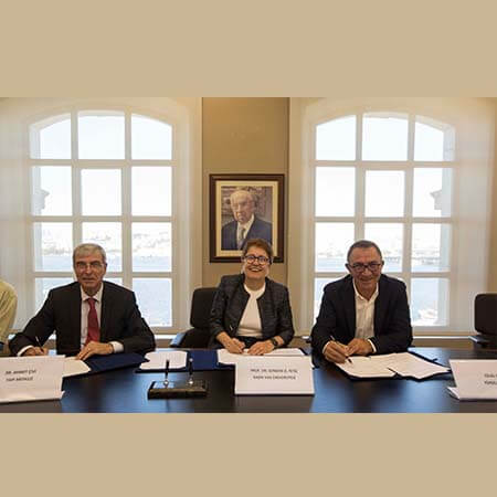 Kadir Has Üniversitesi “Yapı Merkezi” ve “Yüksel Proje” ile İşbirliği Anlaşmaları İmzaladı